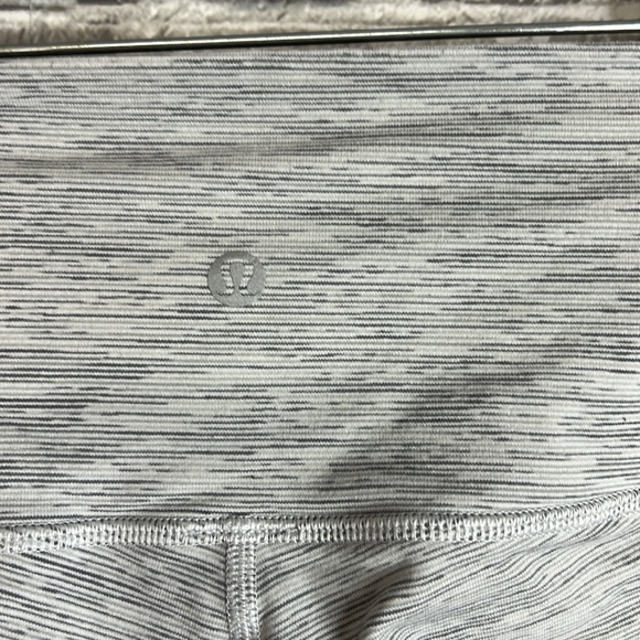 ‎Lululemon - Picture 2 of 8